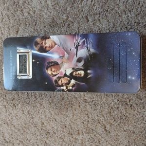 Star Wars mini "locker"tin.